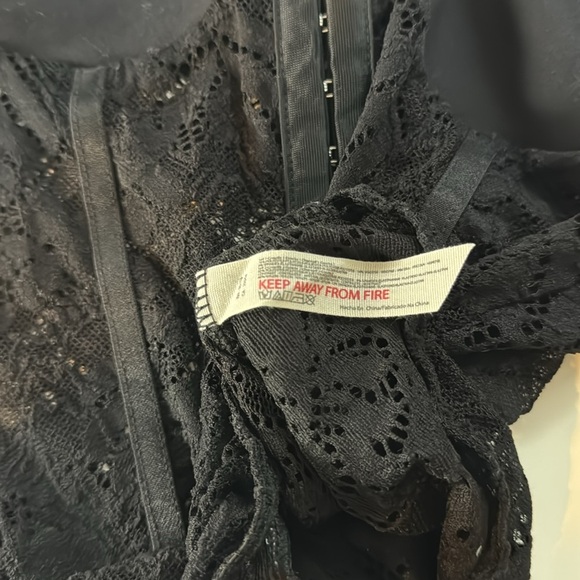 Free People Intimately Lace Mesh Night Rhythm Corset Black Bodysuit Size M - NEW - Picture 15 of 16